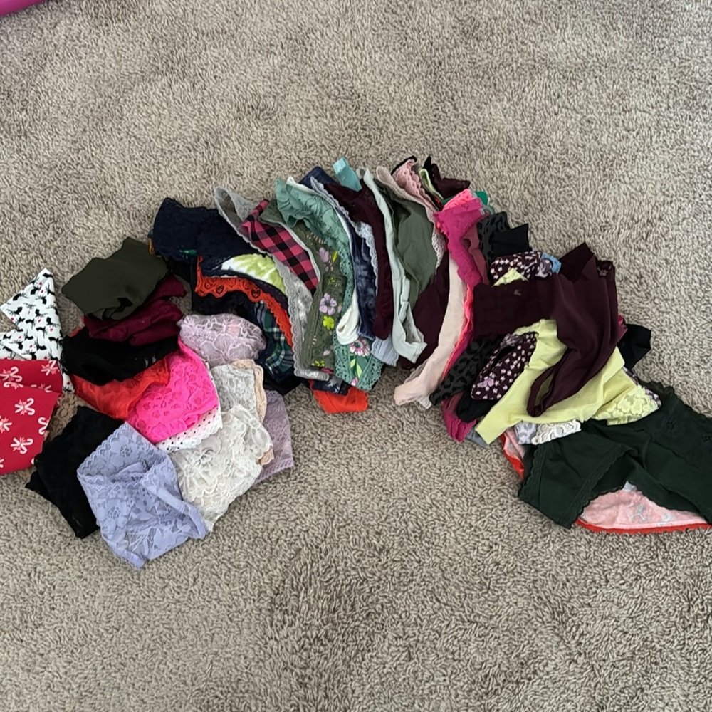 Lot of Victoria’s Secret and Aerie undies